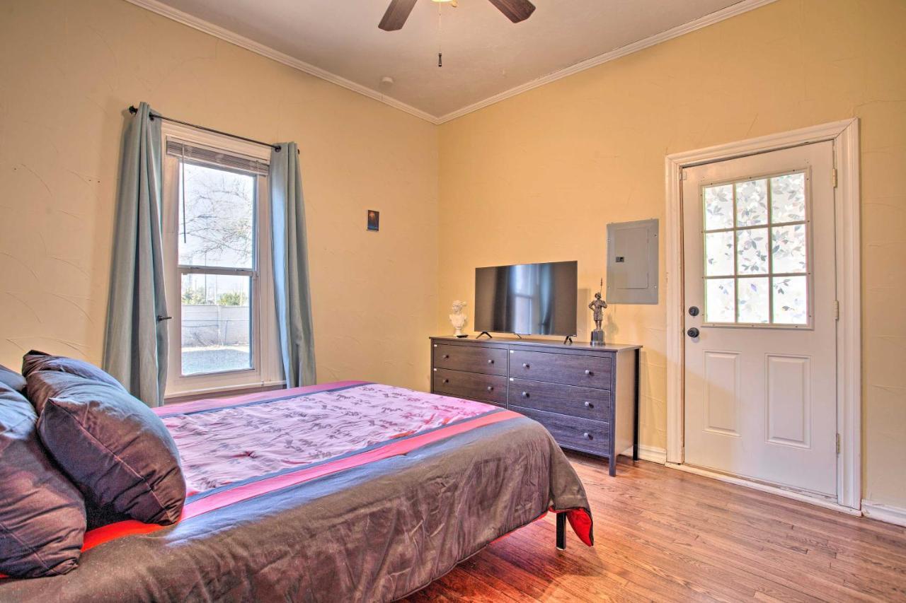 Pet-friendly Okc With Yard About 5 Mi To Dtwn! Holiday home *