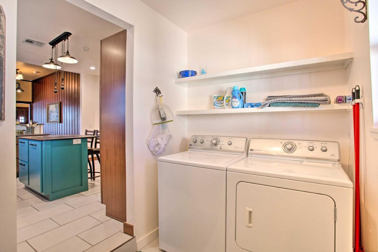 Holiday home Pet-friendly Okc With Yard About 5 Mi To Dtwn! Oklahoma City