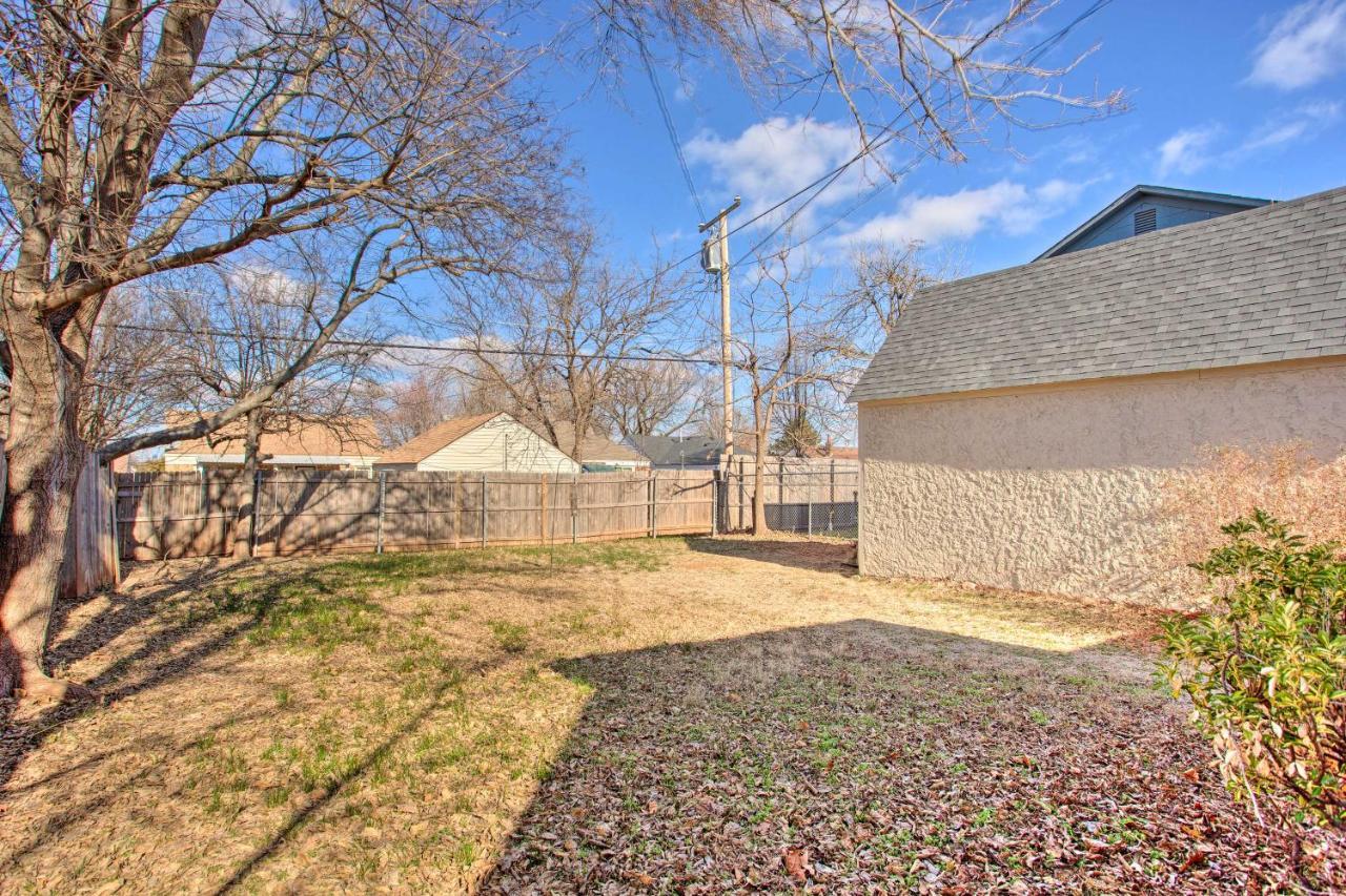 Pet-friendly Okc With Yard About 5 Mi To Dtwn! Holiday home *