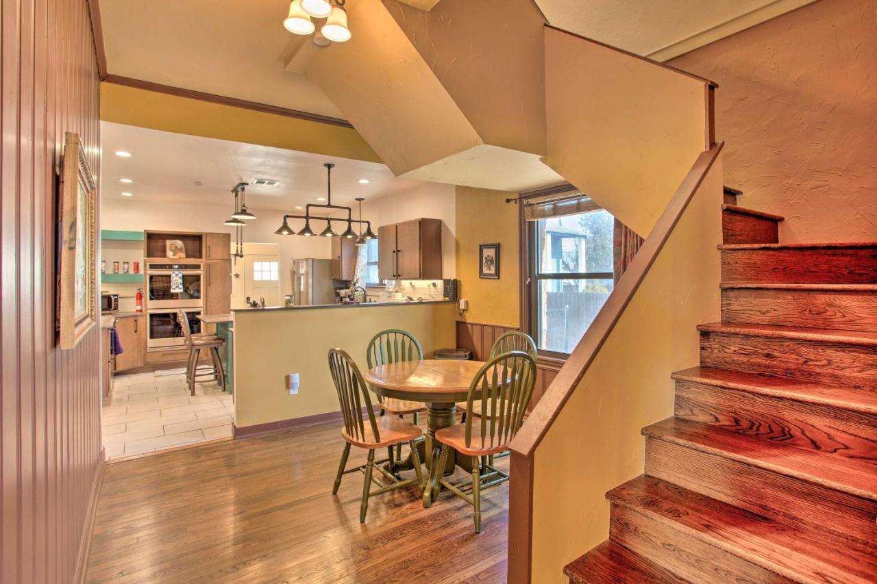 Pet-friendly Okc With Yard About 5 Mi To Dtwn! Holiday home Oklahoma City